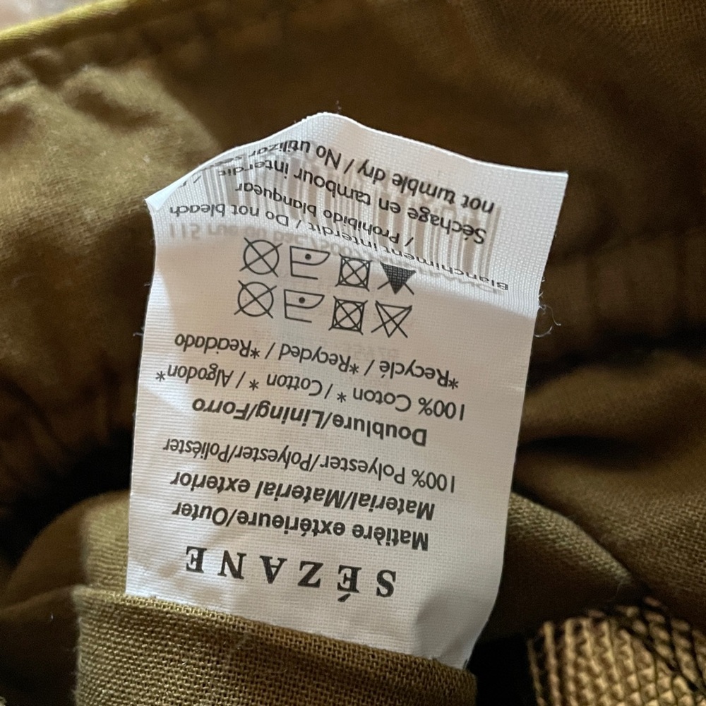 SEZANE EMBOSSED VELVET POUCH. Crushed Velvet Green - Picture 6 of 6